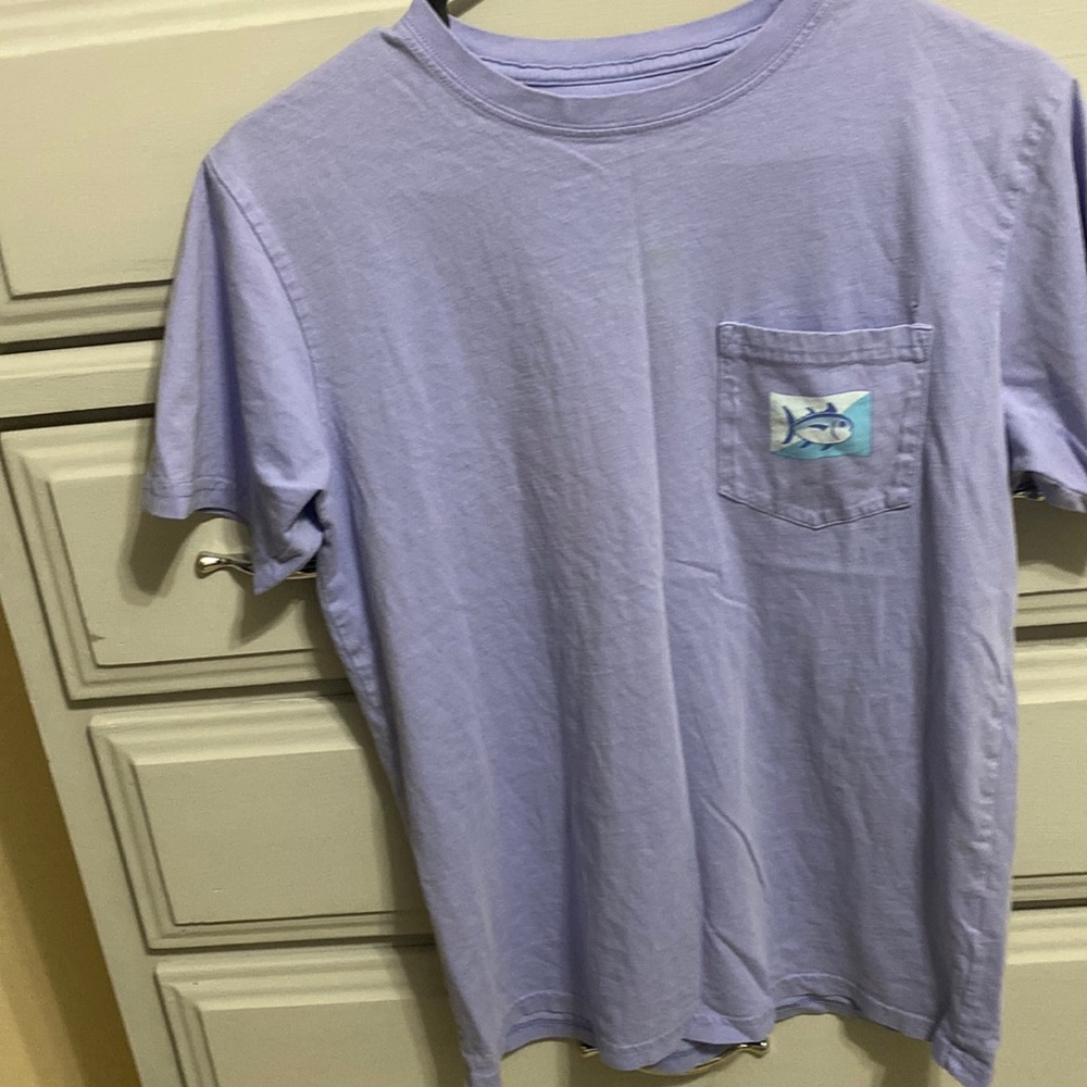 SMALL Southern Tide tee